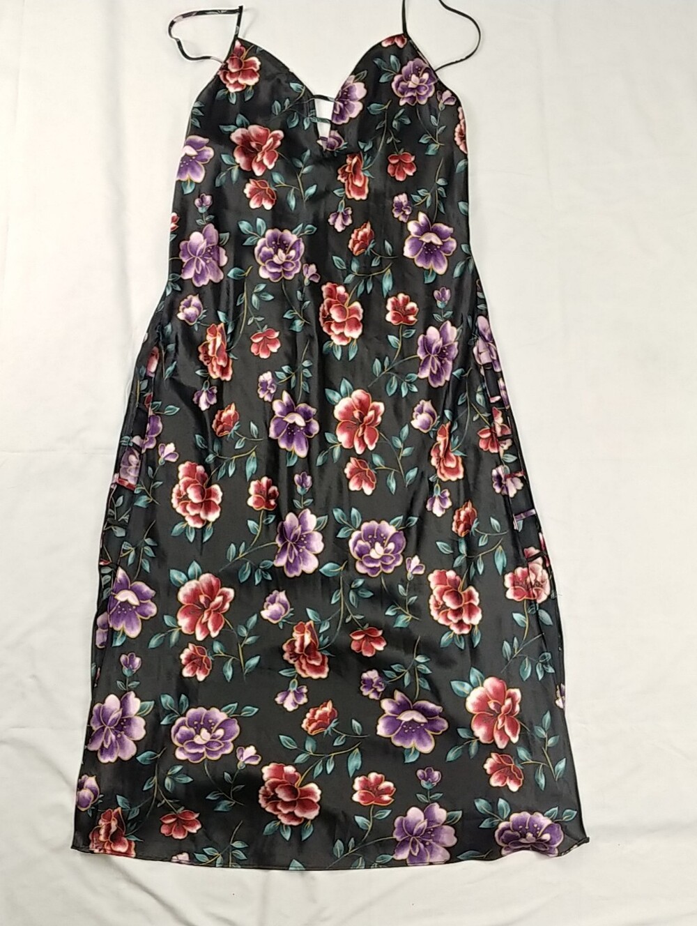 Secret treasures Floral Nightie Womens L Sweetheart Neck Side Slit Silky Feel